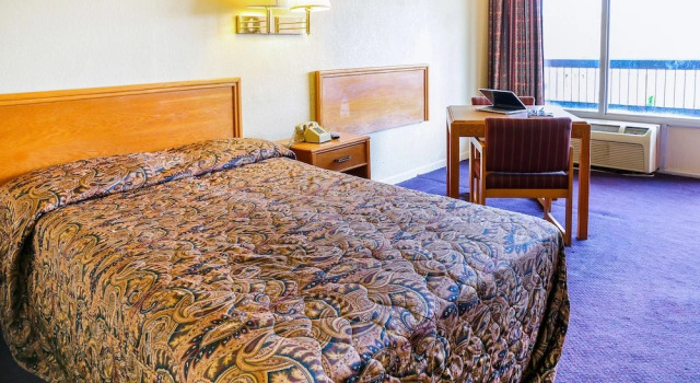 Номер Standard SPRINGWOOD HOTEL, Opelika I-85 Columbus Pkwy