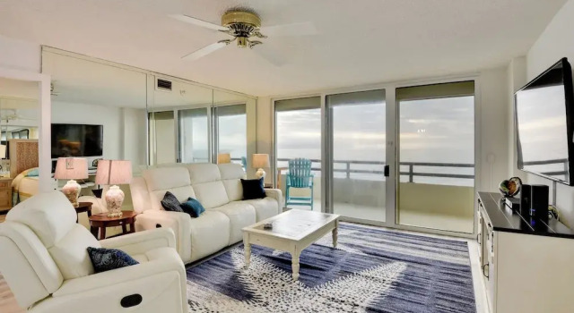 Апартаменты Stunning Ocean Views: Daytona Beach Shores Condo