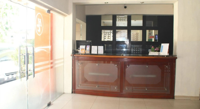 Hotel Celebes, Rezerwuj Hotel Tanie hotele w Sulawesi