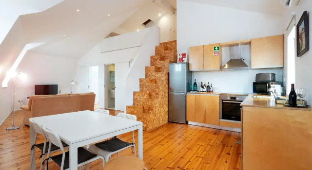 Апартаменты Apartamentos Premium Familiares - Loft Guesthouse BeMyGuest Viseu