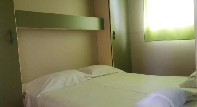 Бунгало с балконом и с красивым видом из окна Coimbra Camping & Bungalows