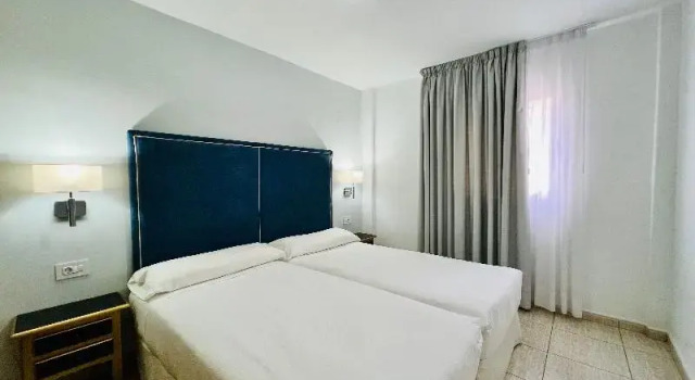 Апартаменты с 2 комнатами с балконом Apartamentos Frontera
