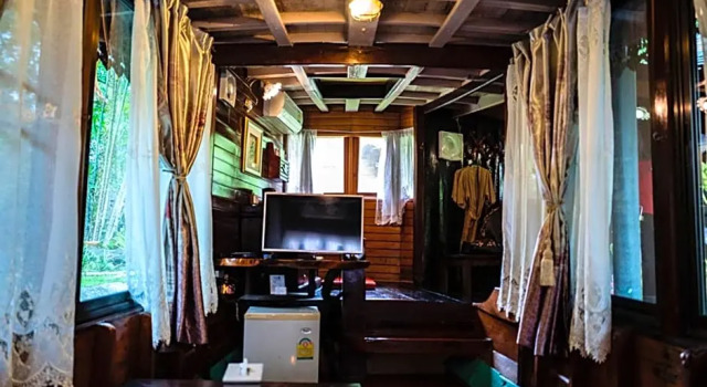 Люкс Kaengkrachan Boathouse Paradise Resort