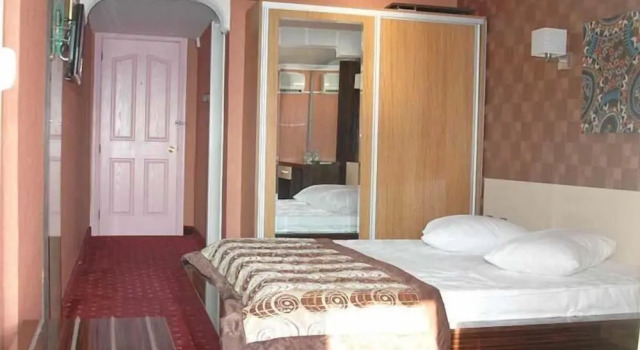 Двухместный номер Standard с балконом и с видом на сад Otel Keskin