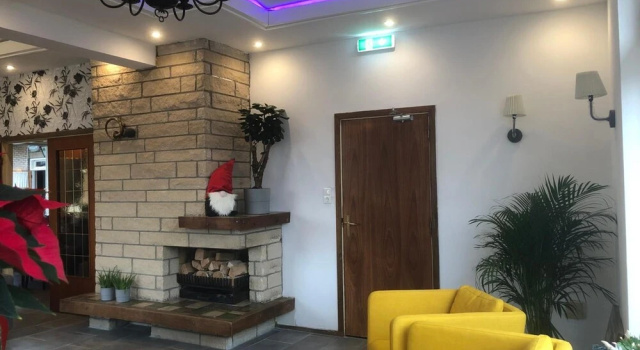 Mimosa Hotel, Rezervovat Hotel Hotely v Limburg s parkováním, Parkování