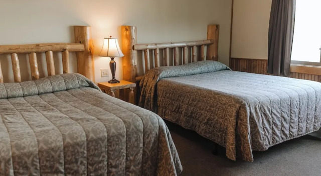 Четырёхместный номер Standard Sportsman's Lodge