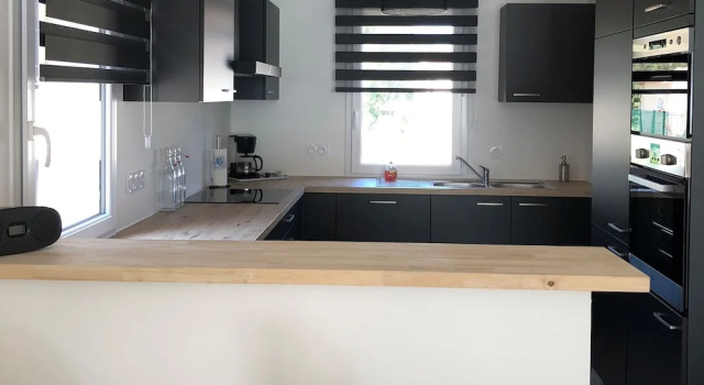 Stunning Riverside Villa in Ardèche, Забронировать Вилла Виллы Овернь-Рона-Альпы, Вилла
