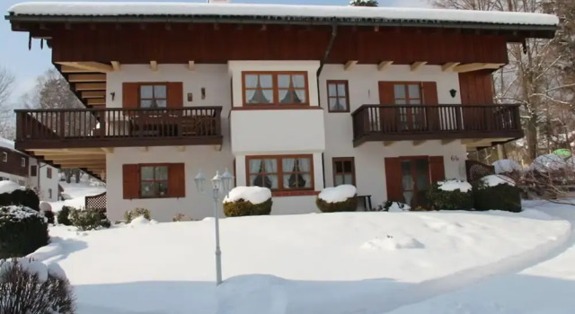 Holiday Apartment Alpenstern, Varaa Huoneisto Hotellit Baijeri pysäköinnillä, Pysäköinti