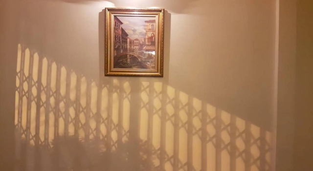 Deco Momo House