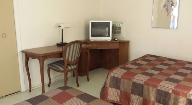 Апартаменты с 2 комнатами с балконом Motel Iberville