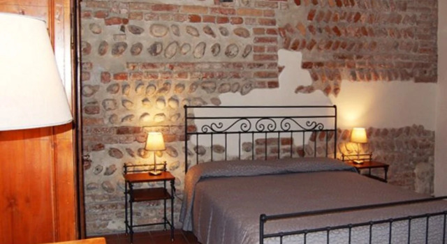Verona Centre Rooms Verona Walls