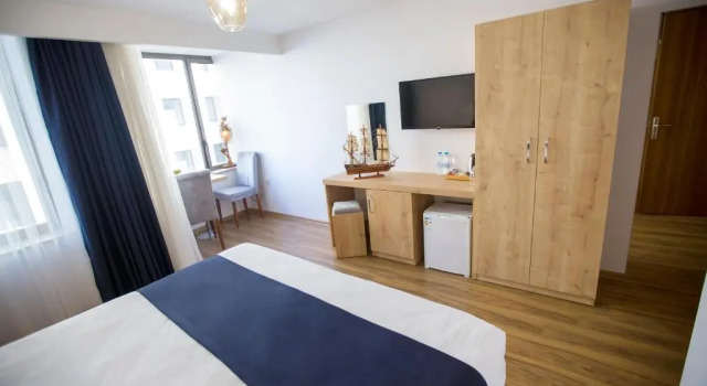 Двухместный номер Deluxe с видом на город Golden Street Hotel