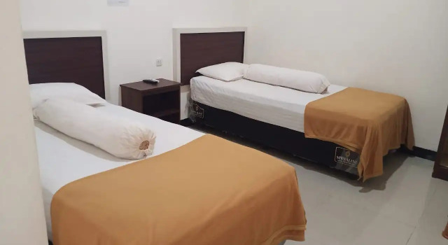 Fidelia Homestay Palu, Rezerwuj Hotel Tanie hotele w Sulawesi