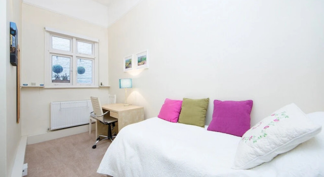 Queens Gardens - Large and Colourful 3 Bedroom Apartment in Bayswater, Varaa Huoneisto Asunnot kohteessa Merseyside, Huoneisto