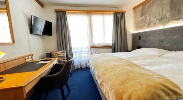 Двухместный номер Comfort с балконом Hotel Bünda Davos