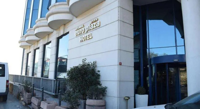 Люкс Euro Plaza Hotel
