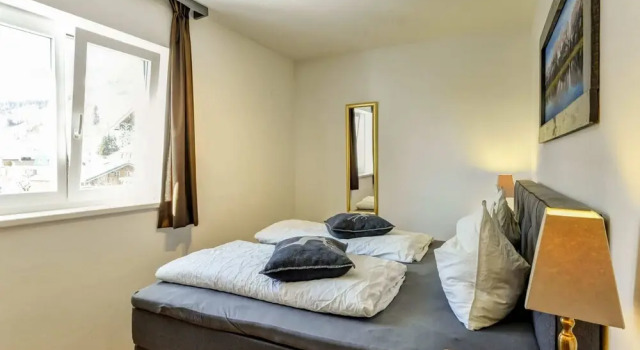 Luxury Holiday Home in Brixen im Thale Near Ski Area, Rezerwuj Hotel Hotele w Tyrol z parkingiem, Parking