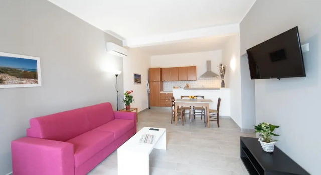 "Il Segreto" Vista Panoramica sulle Isole Eolie con Piscina, palestra e WiFi, Book Hotel Hotels in Patti with Parking, Parking
