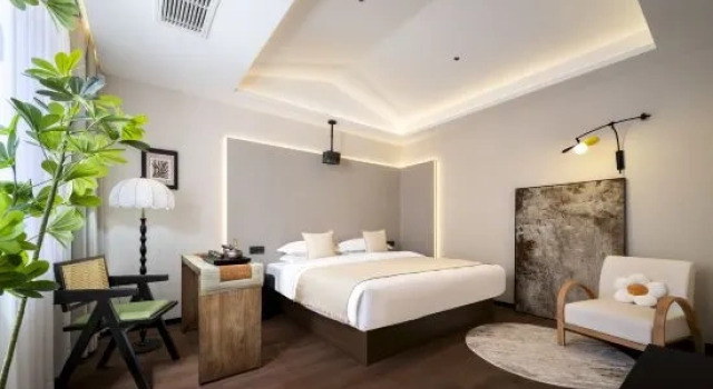 Люкс Comfort Zenyard Courtyard Accommodation (Zhonglou Subway Station, Huimin Street, Xi'an)