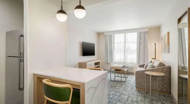Люкс Homewood Suites By Hilton Thornton Denver