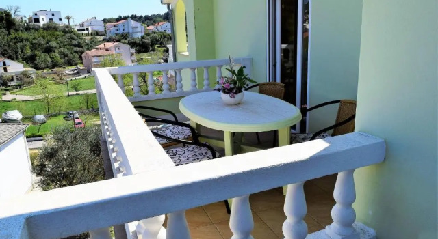 Apartment Andrea, Prenota Appartamento Arbe 