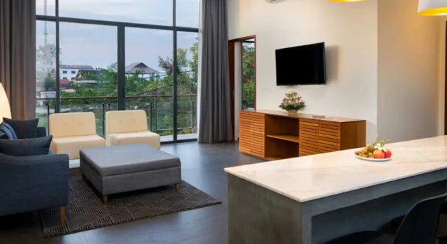 Люкс Executive с балконом и с видом на реку Angkor Siesta Villa
