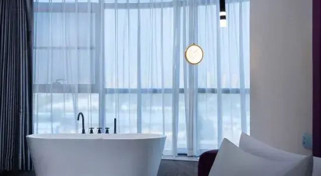 Люкс Business Vienna International Hotel(Zhoukou Wanguo Car World Store)