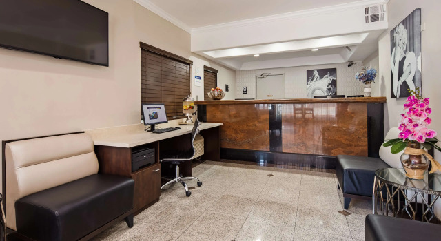 Best Western Hollywood Plaza Hotel - Walk of Fame Film City LA