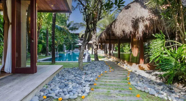 Вилла Villa Yoga by Villa Finder