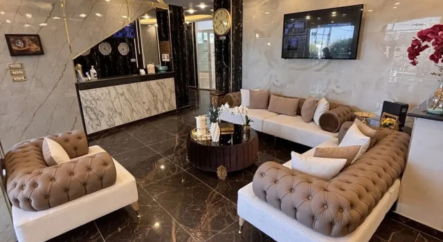 Alfarouq Hotel, Забронировать Отель Амман Провинция Амман, рядом с Иорданский университет