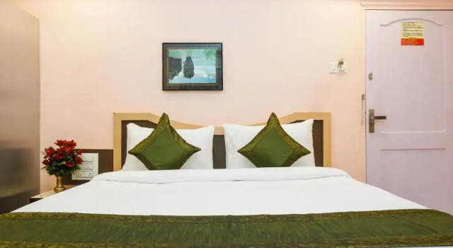 Номер Standard Treebo Hillway Inn Main Market