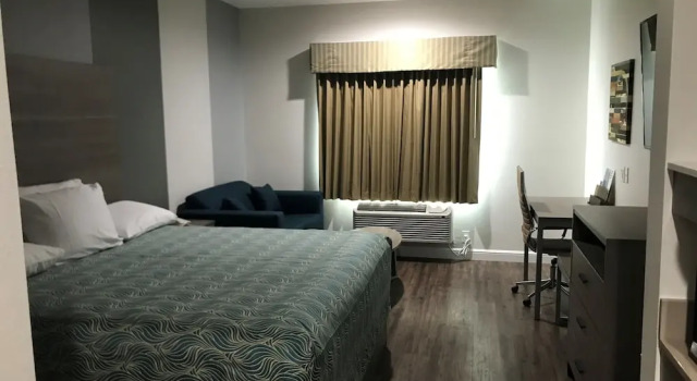 Двухместный номер Deluxe Grand Villa Inn & Suites - Humble