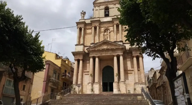 Piazza Salvatore 7, gocce di sicilia, Book Hotel Hotels in Sicily with Parking, Parking