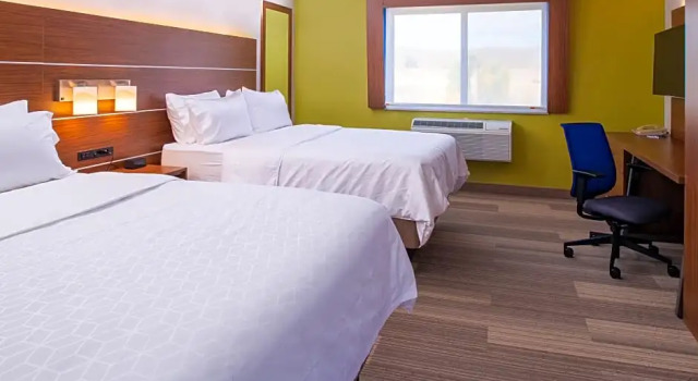 Четырёхместный люкс Holiday Inn Express Hotel & Suites Gunnison by IHG