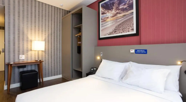 Двухместный номер Standard Hilton Garden Inn Praia Brava