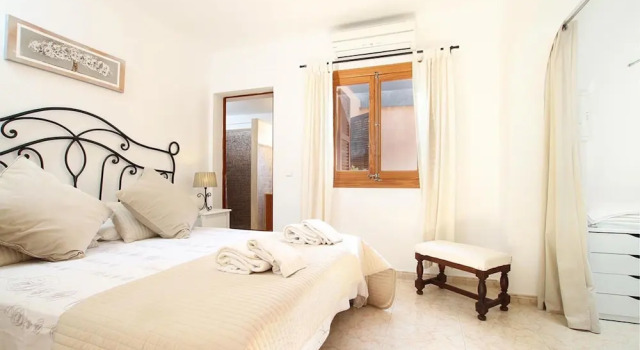Villa - 3 Bedrooms with Pool and WiFi - 108757