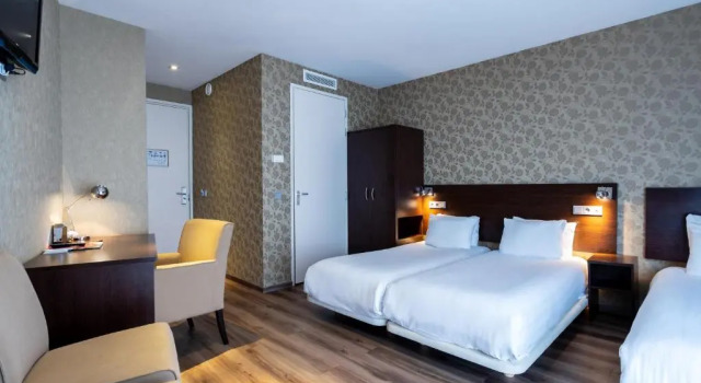 Трёхместный номер Hotel Espresso