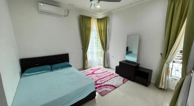 Cendana Residence Homestay 1 Manir Kuala Terengganu, Забронировать Отель Отели Куала-Тренггану с парковкой, рядом с State Museum of Terengganu, Парковка