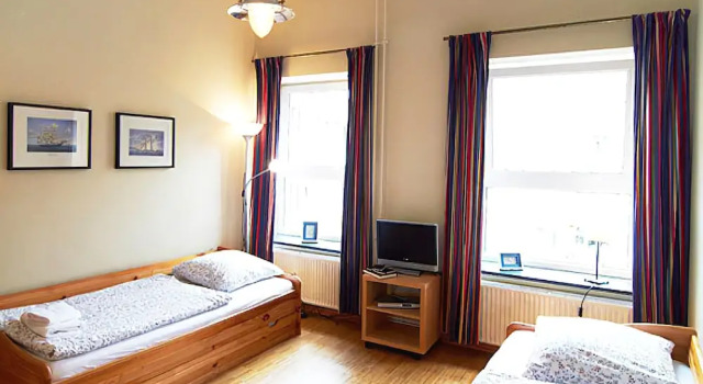 Appartements in der historischen Deichstrasse contactless Check in, Забронировать Апартаменты/квартира Апартаменты Гамбурга, рядом с Концертный зал Laeiszhalle, Апартаменты/квартира
