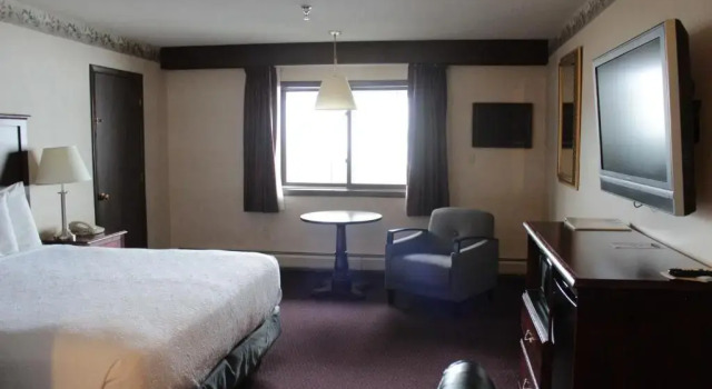 Номер Superior Shiretown Inn & Suites