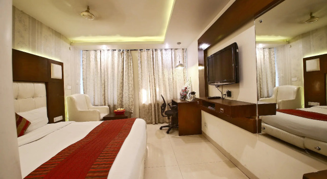 Номер Standard Hotel Diamond Plaza