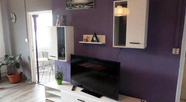 Апартаменты Authentic Holiday Home with Garden near Trutnov