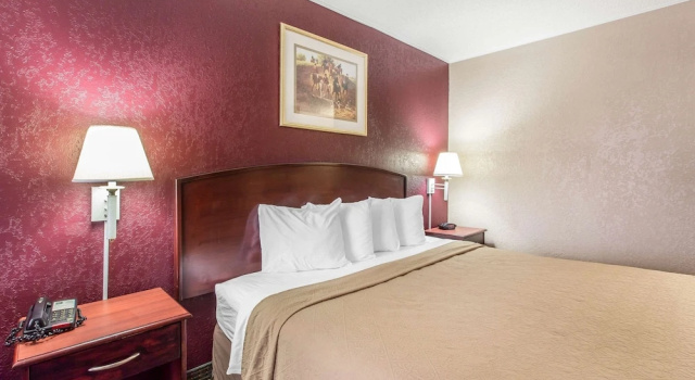 Двухместный номер Standard с видом на озеро Quality Inn Tifton