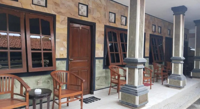 Leo home stay 2, Boek Hotel Goedkope hotels in Bali