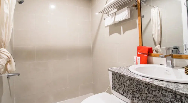 Номер Standard RedDoorz Plus @ Trung Son Residence