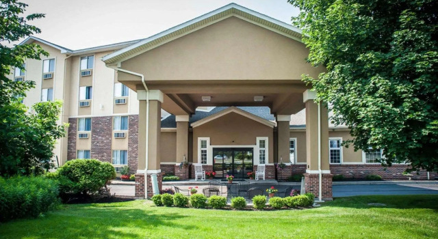 Номер Standard Comfort Inn University