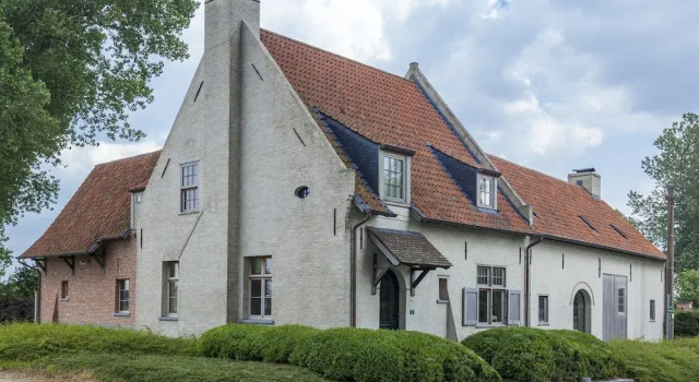 Коттедж Country House in Sint Laureins Near Het Zwin
