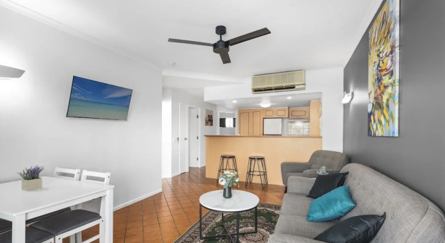 Семейные апартаменты с 2 комнатами Villa Vaucluse Apartments