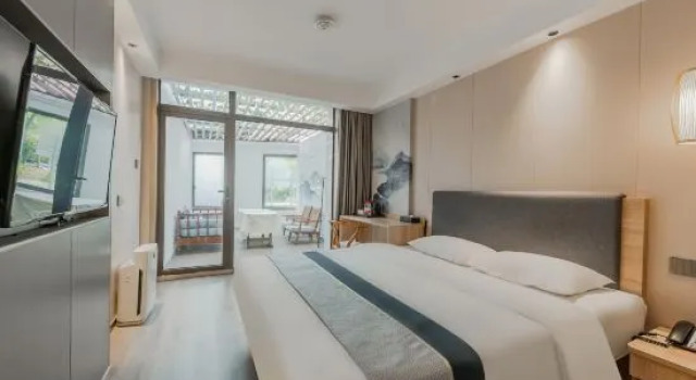 Люкс Homeinn Selected Hotel (Hangzhou Ocean Park Xianghu)