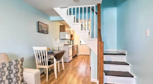 Seaside Escape w/ Porch + Direct Beach Access, Забронировать Апартаменты/квартира Апартаменты Солсбери, Апартаменты/квартира
